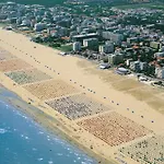 Luminous Flat 80m From The - Beahost Apartment Bibione