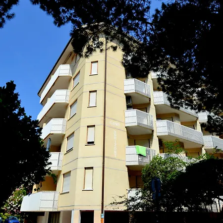 Appartamento Luminous Flat 80m From The - Beahost
